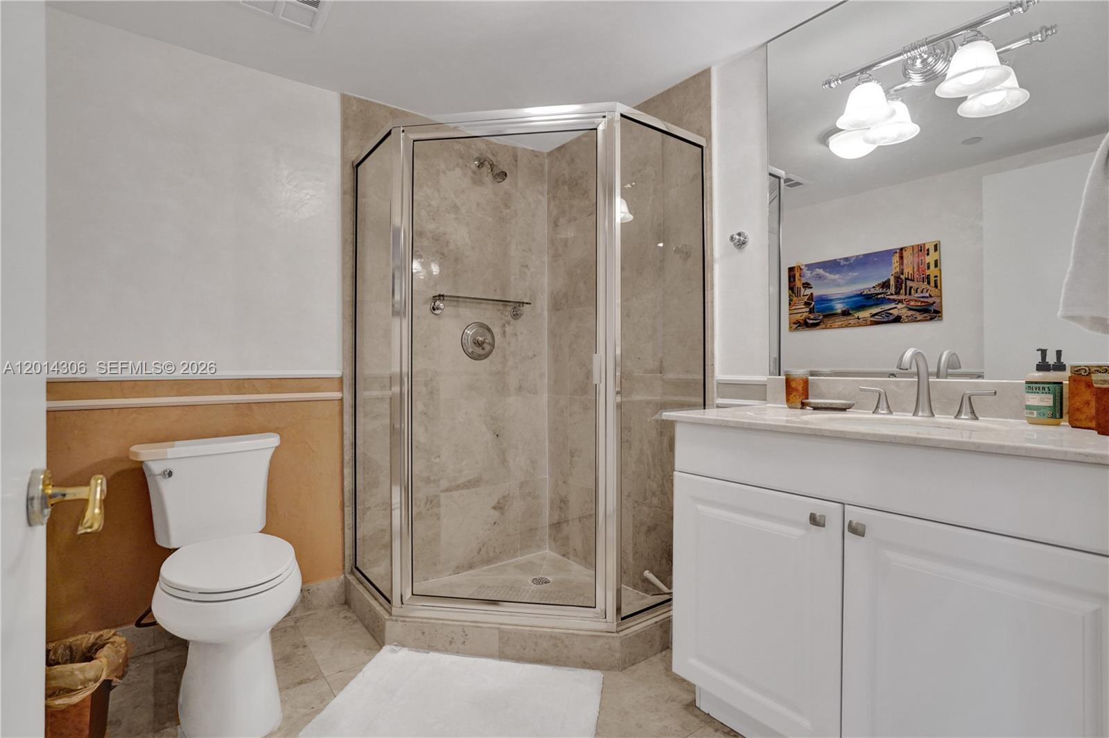 HAMPTONS SOUTH CONDO - Residential Lease