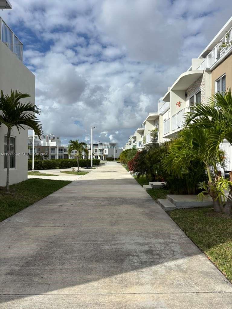 PARADISE GARDENS - Residential