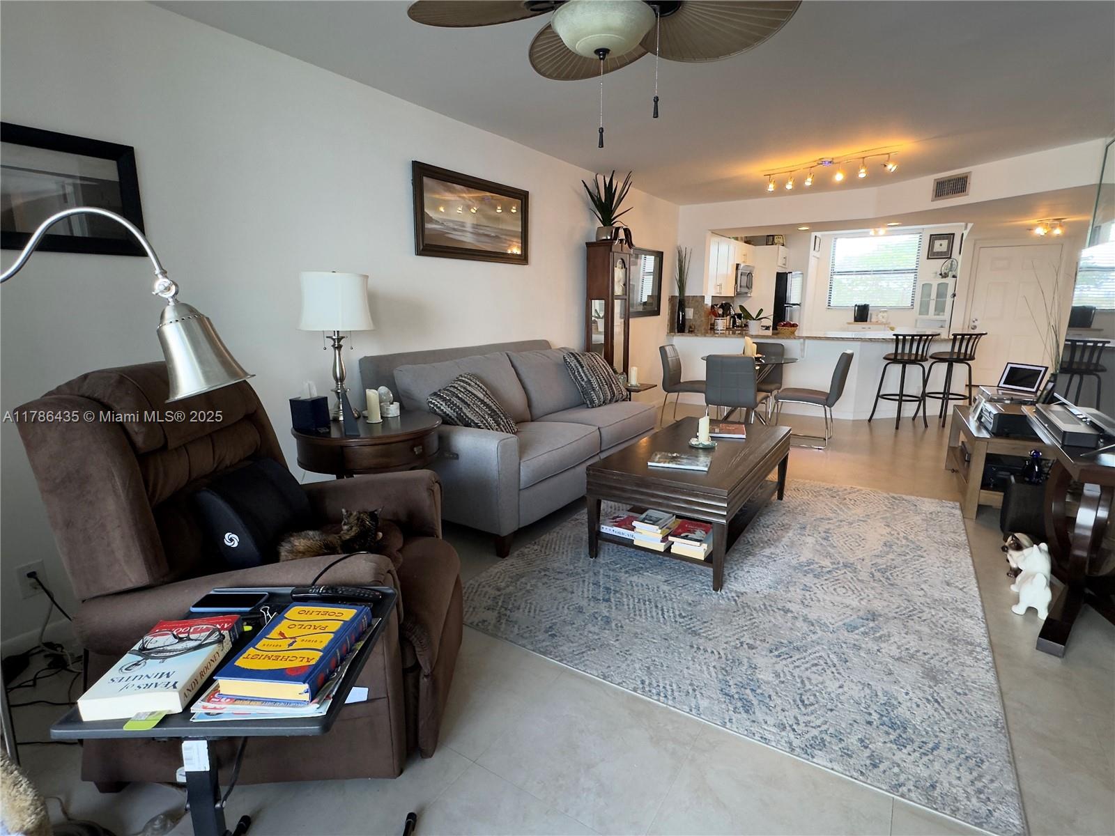 115 Lake Emerald Dr 210