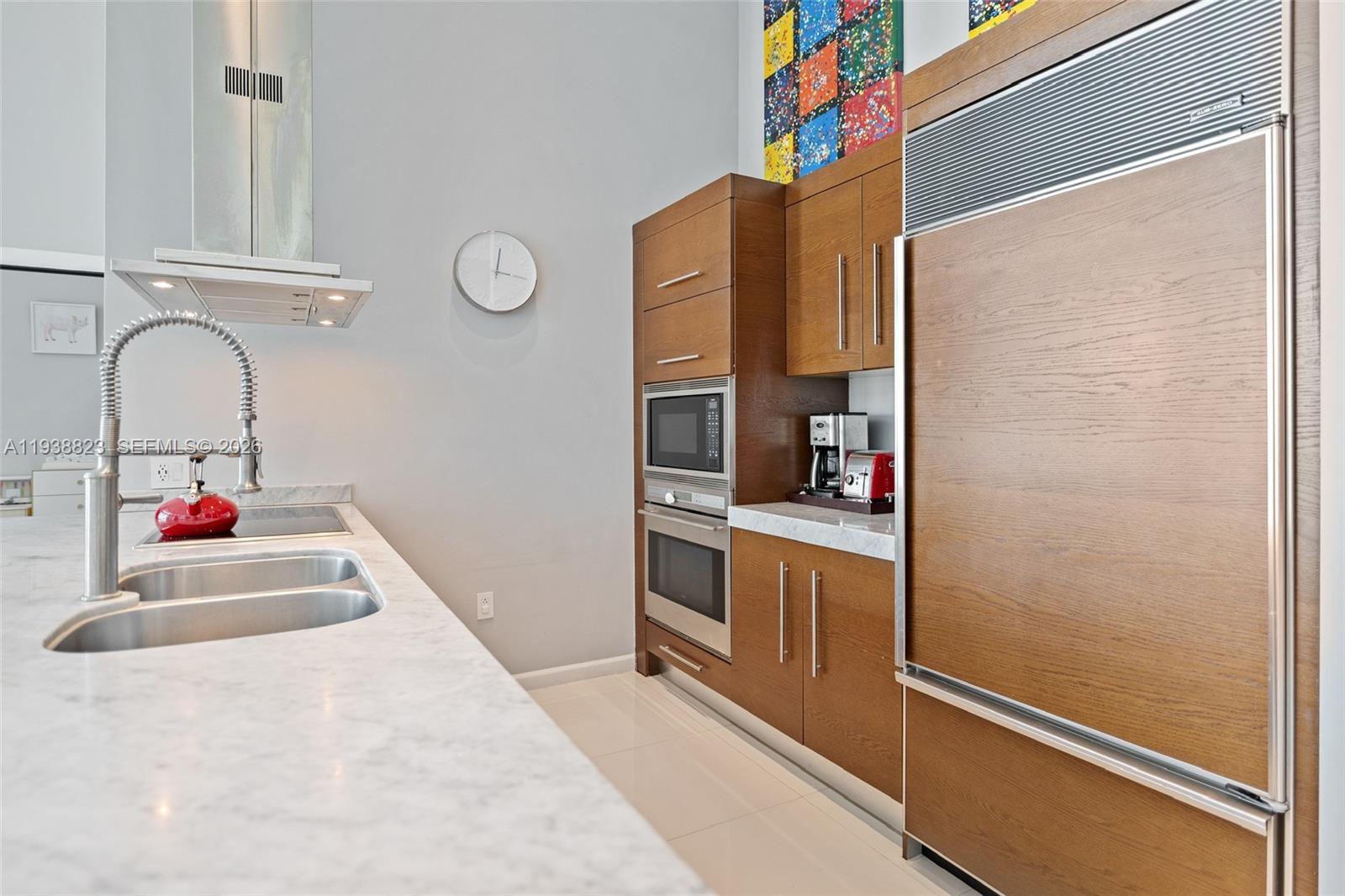 ICON BRICKELL NO TWO - Residential