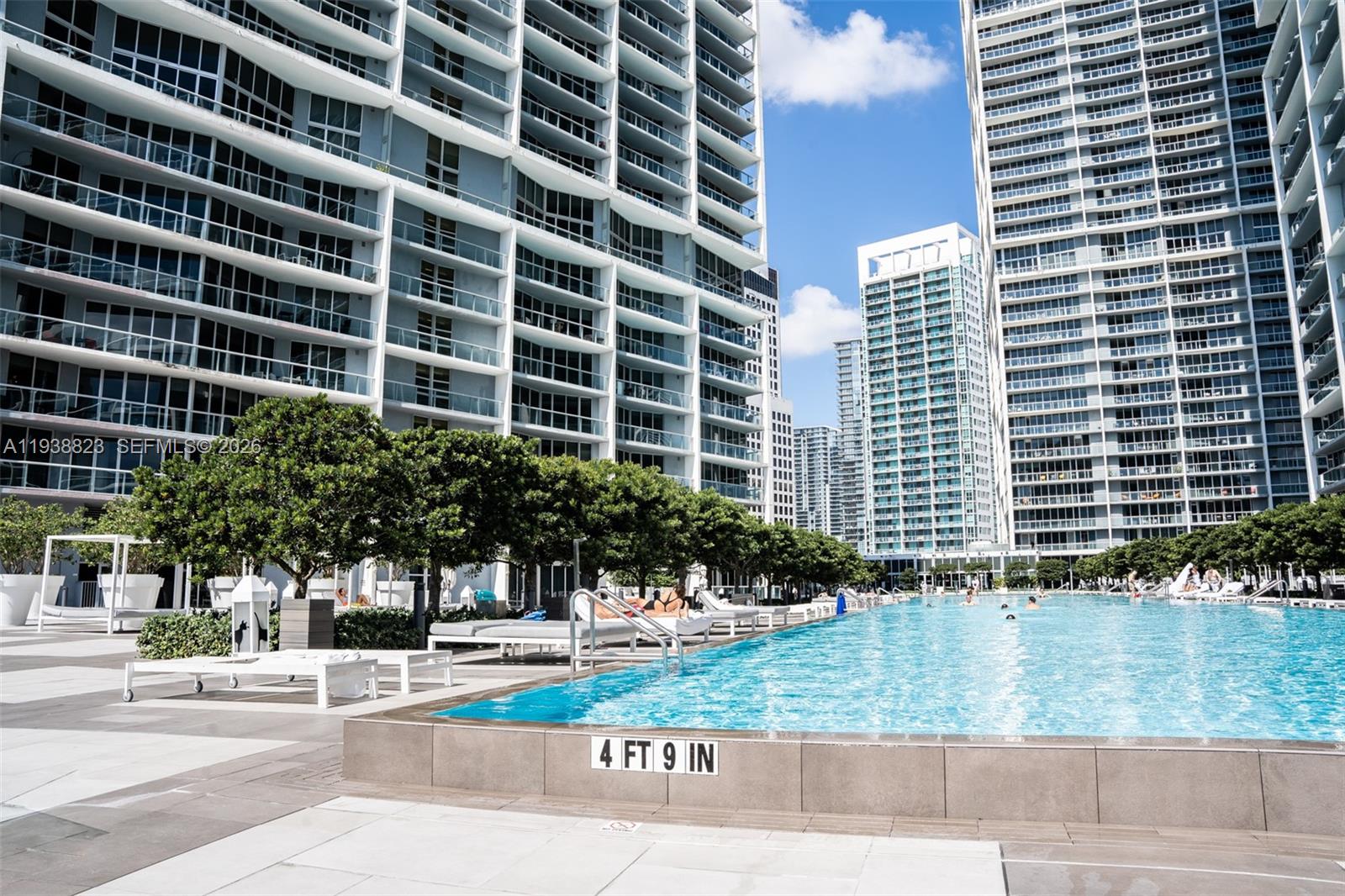 ICON BRICKELL NO TWO - Residential