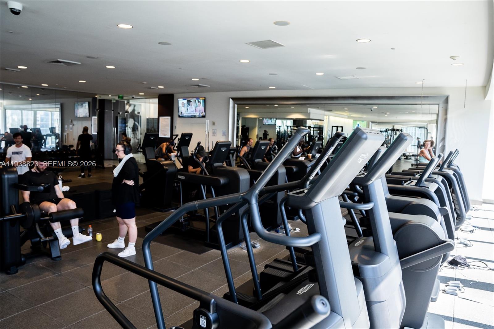 ICON BRICKELL NO TWO - Residential