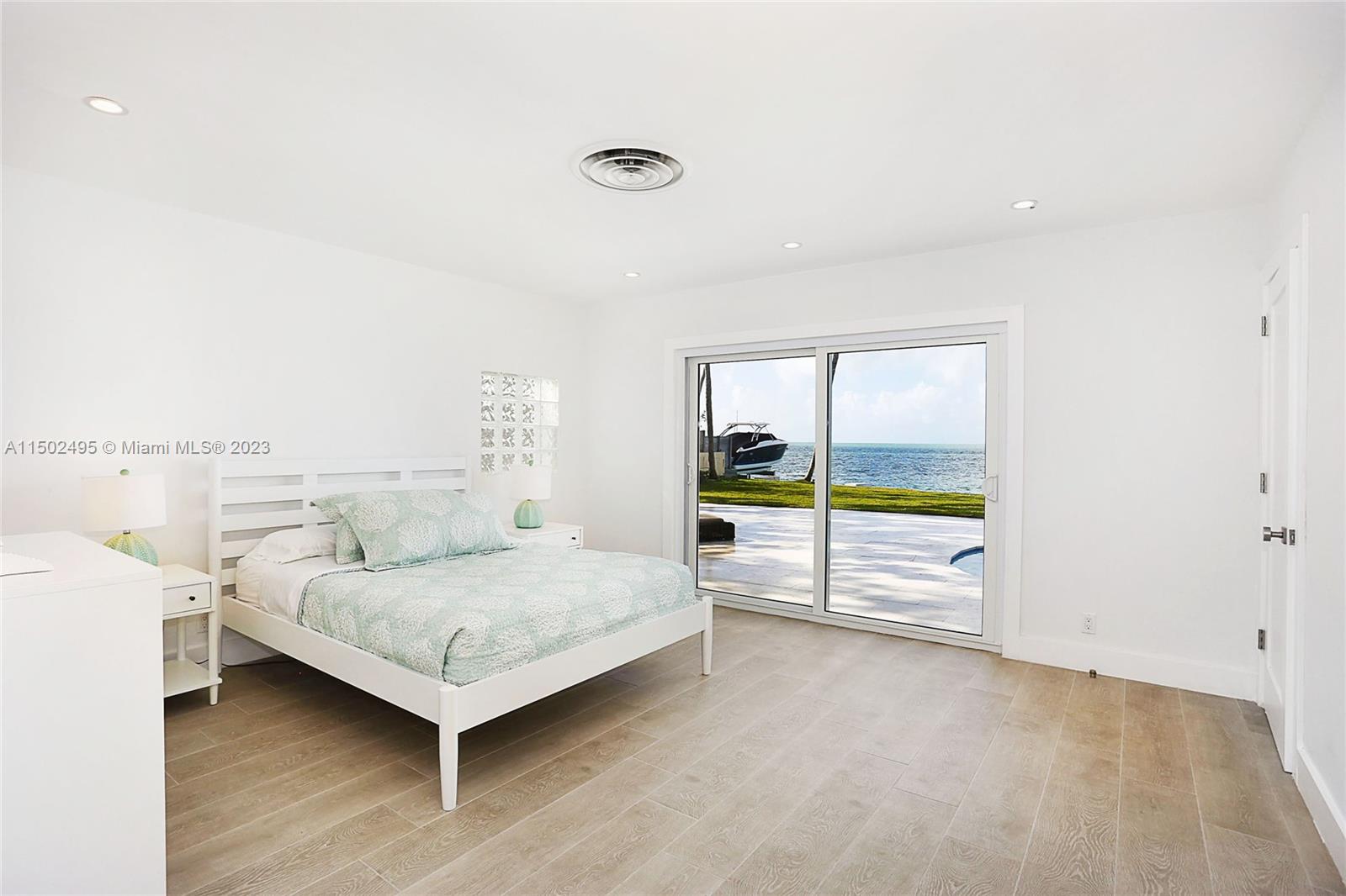 MASHTA ISLAND - Residential