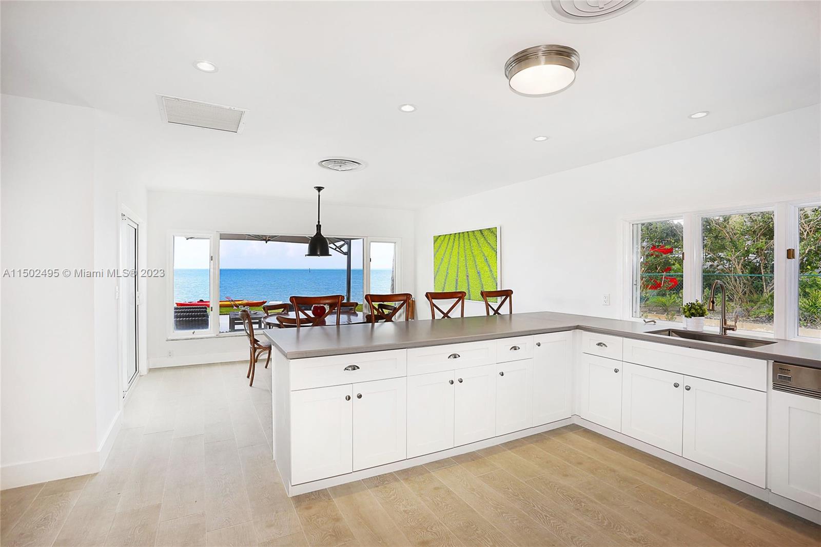 MASHTA ISLAND - Residential