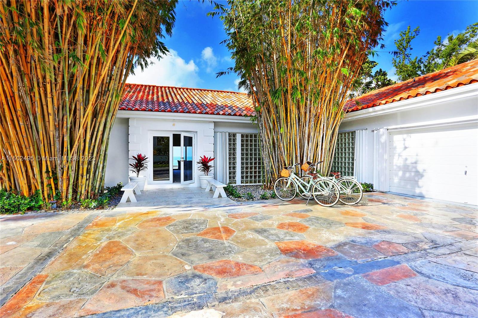 MASHTA ISLAND - Residential