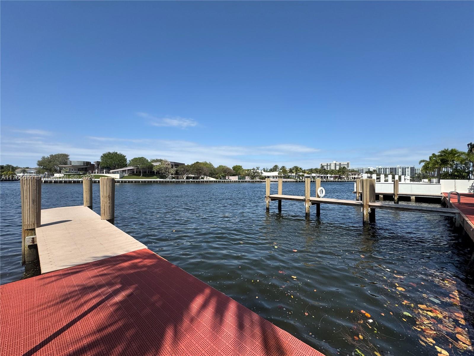 5555 N Ocean Blvd 20