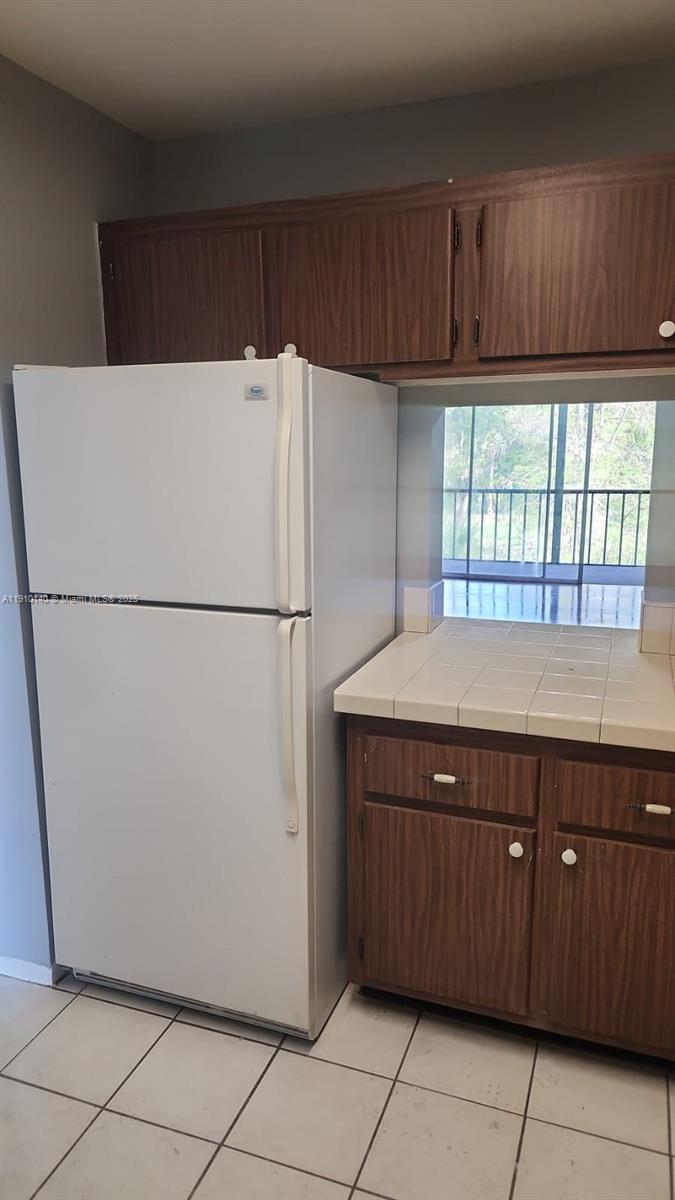 VERSAILLES GARDENS CONDO - Residential