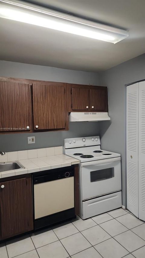 7900 S Colony Cir S 304 Tamarac FL 33321