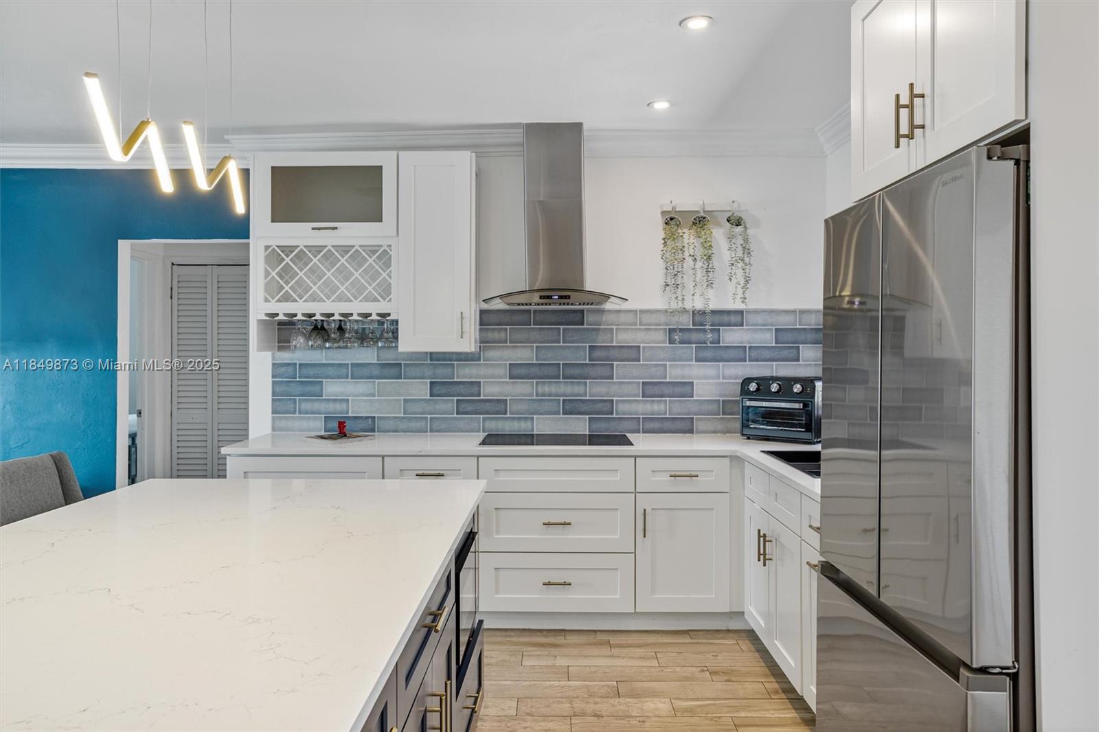 MELALEUCA GARDENS RESUB - Residential