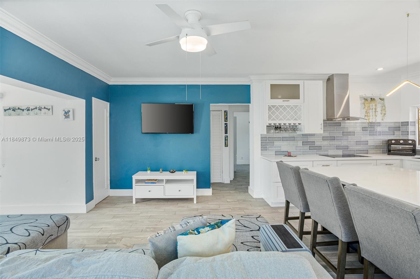 MELALEUCA GARDENS RESUB - Residential