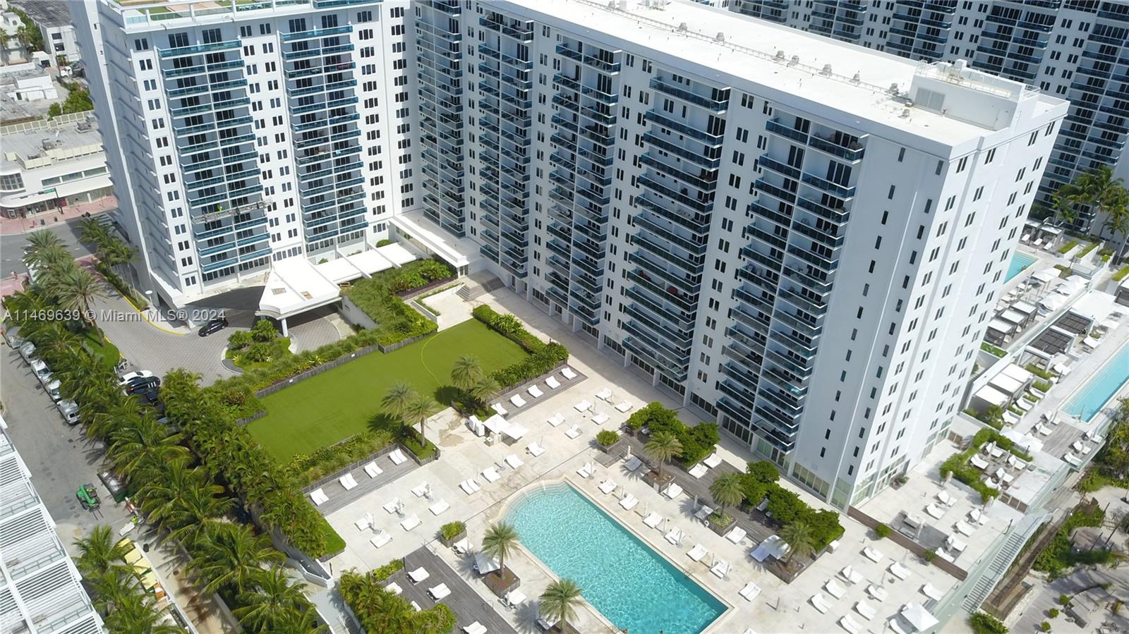 Rental Property at 2301 Collins Ave 940, Miami Beach, Miami-Dade County, Florida - Bedrooms: 1 
Bathrooms: 2  - $9,000 MO.