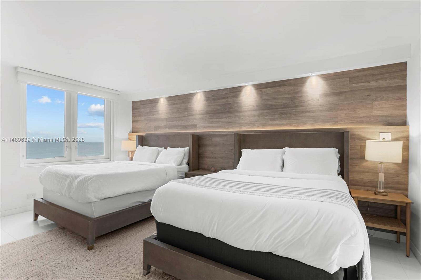 RONEY PALACE CONDO - Residential Lease