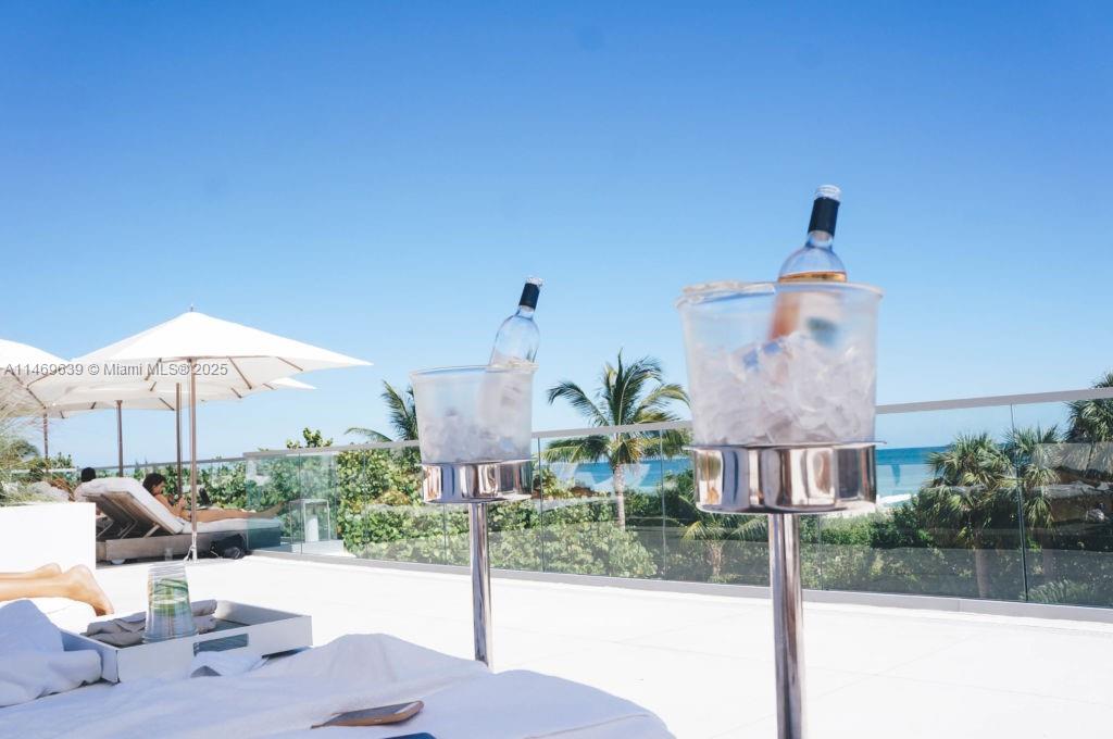 RONEY PALACE CONDO - Residential Lease