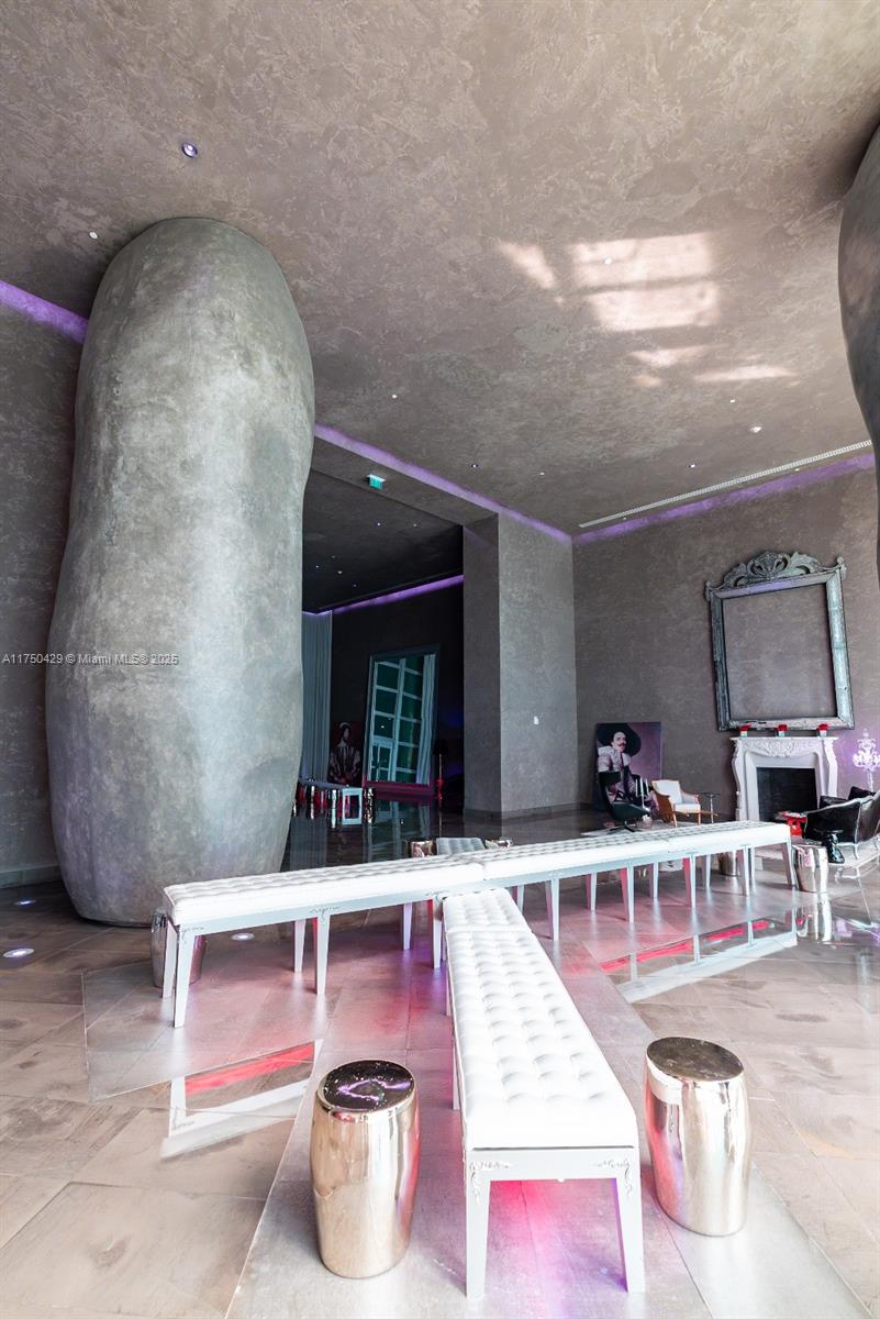 ICON BRICKELL NO TWO - Residential