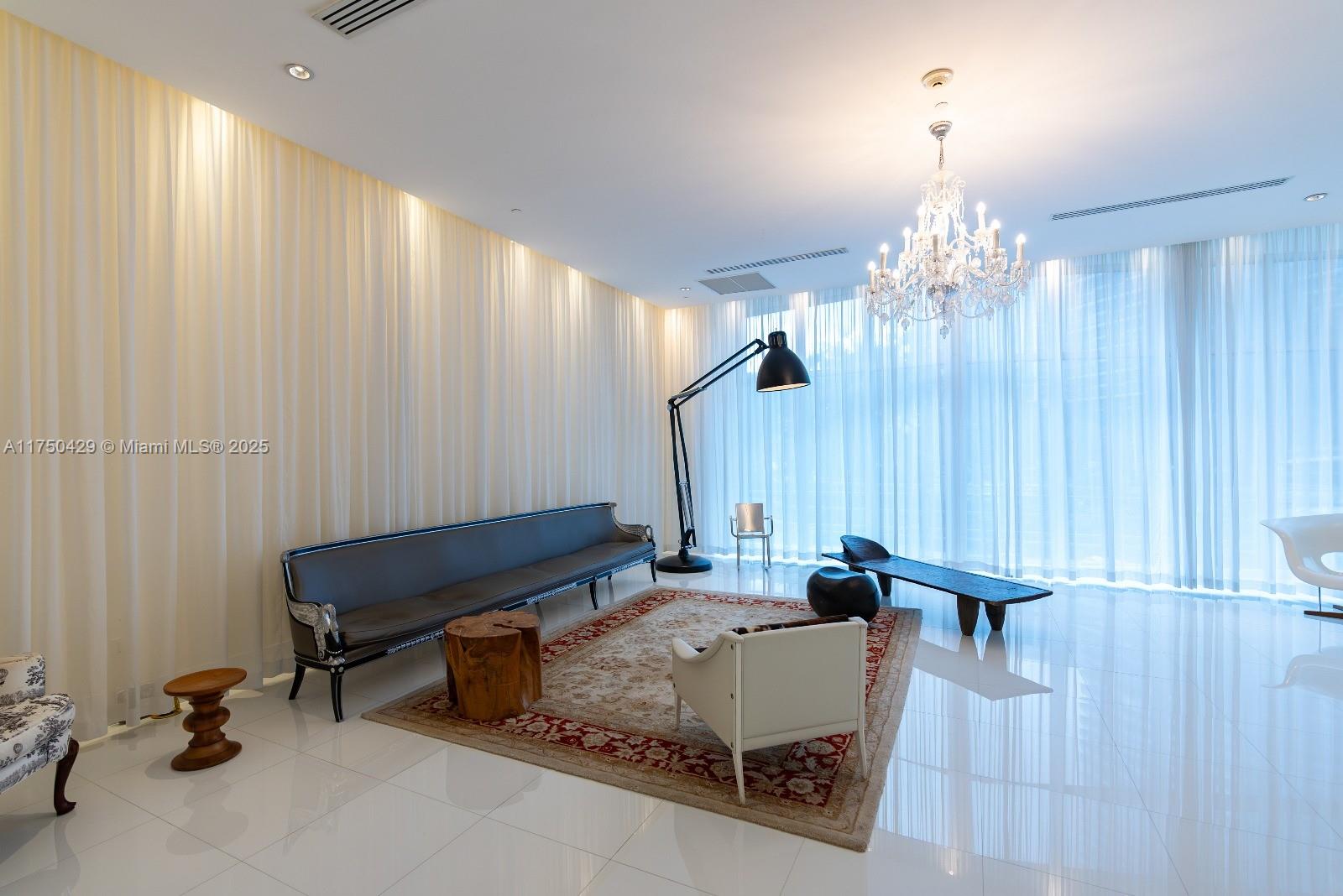 ICON BRICKELL NO TWO - Residential