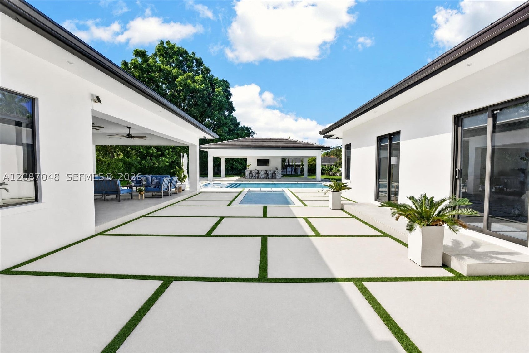 View photos, virtual tours, details... 11681 SW 93rd St