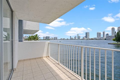 A home in North Miami Beach