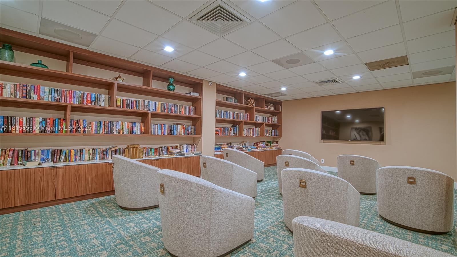 PLAYA DEL SOL CONDO - Residential Lease