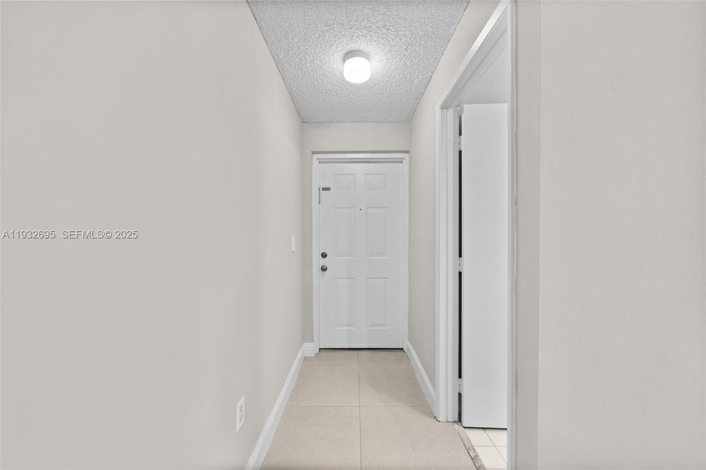 Photo of 6968 SW 39th St #F204, Davie, FL 33314 (MLS # A11932695)