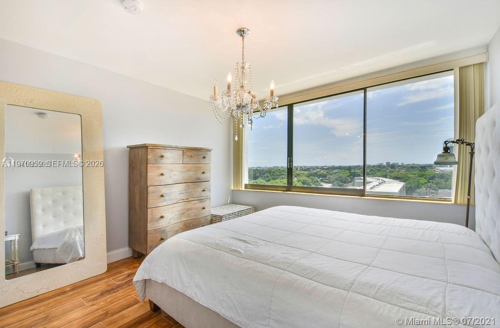 YORKTOWN CONDO - Residential Lease