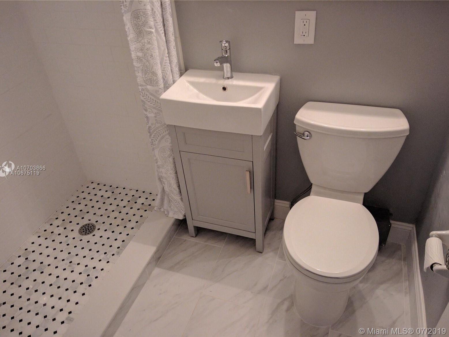 HIDEAWAY CONDO - Residential Lease