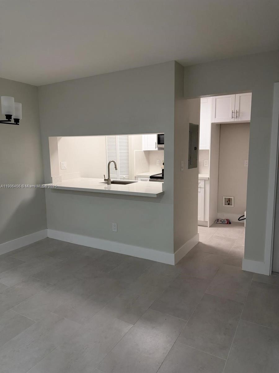 BANYAN TREE - Residential