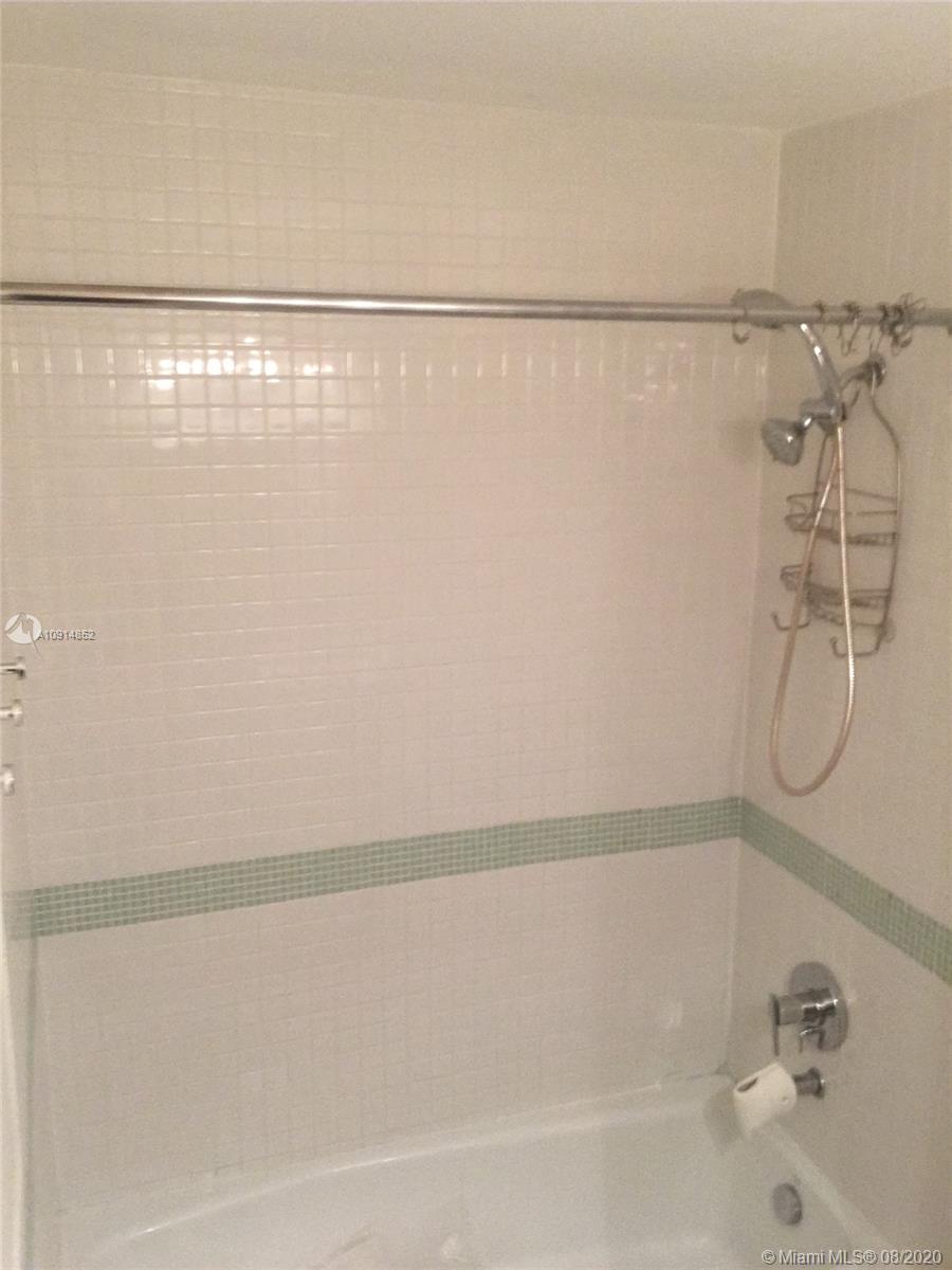 GARDEN APARTMENTS CONDO - Residential Lease