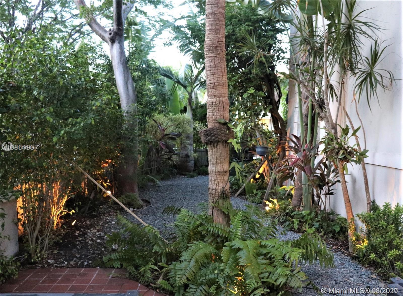 GARDEN APARTMENTS CONDO - Residential Lease