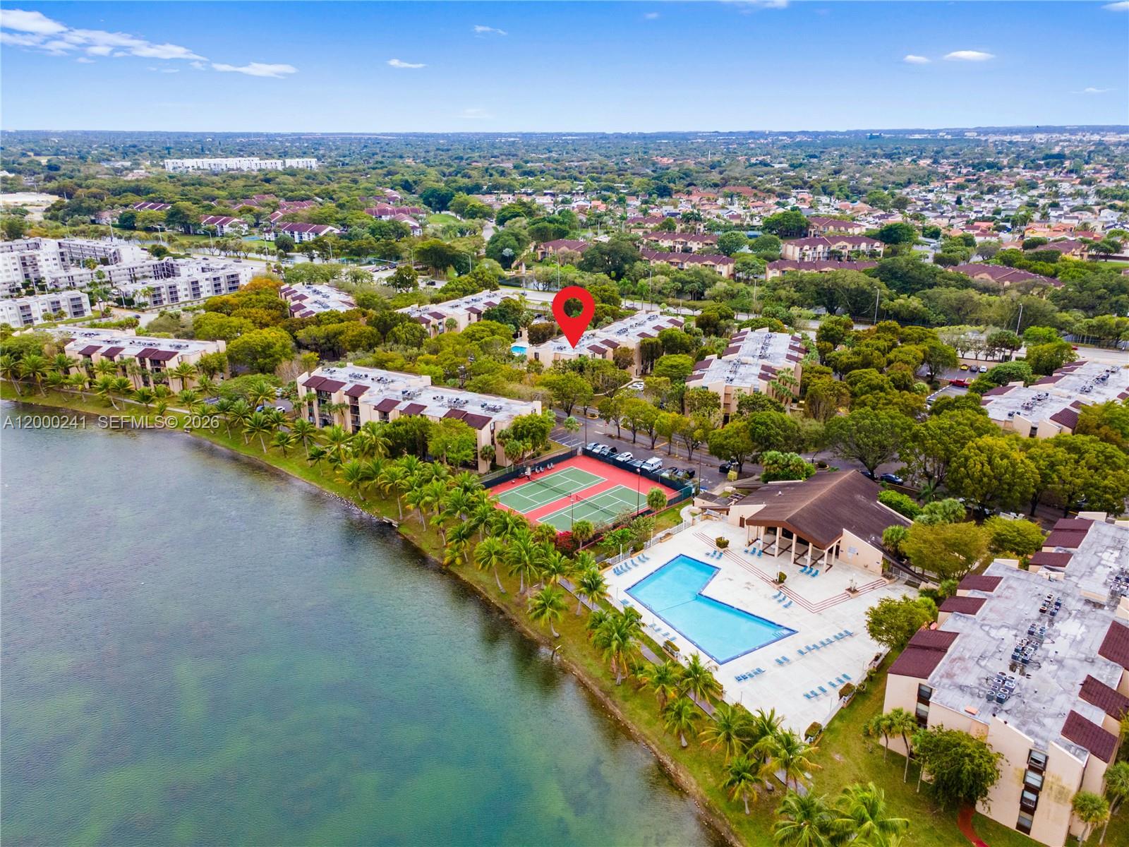 PROMENADE AT KENDALE LAKE - Residential Lease