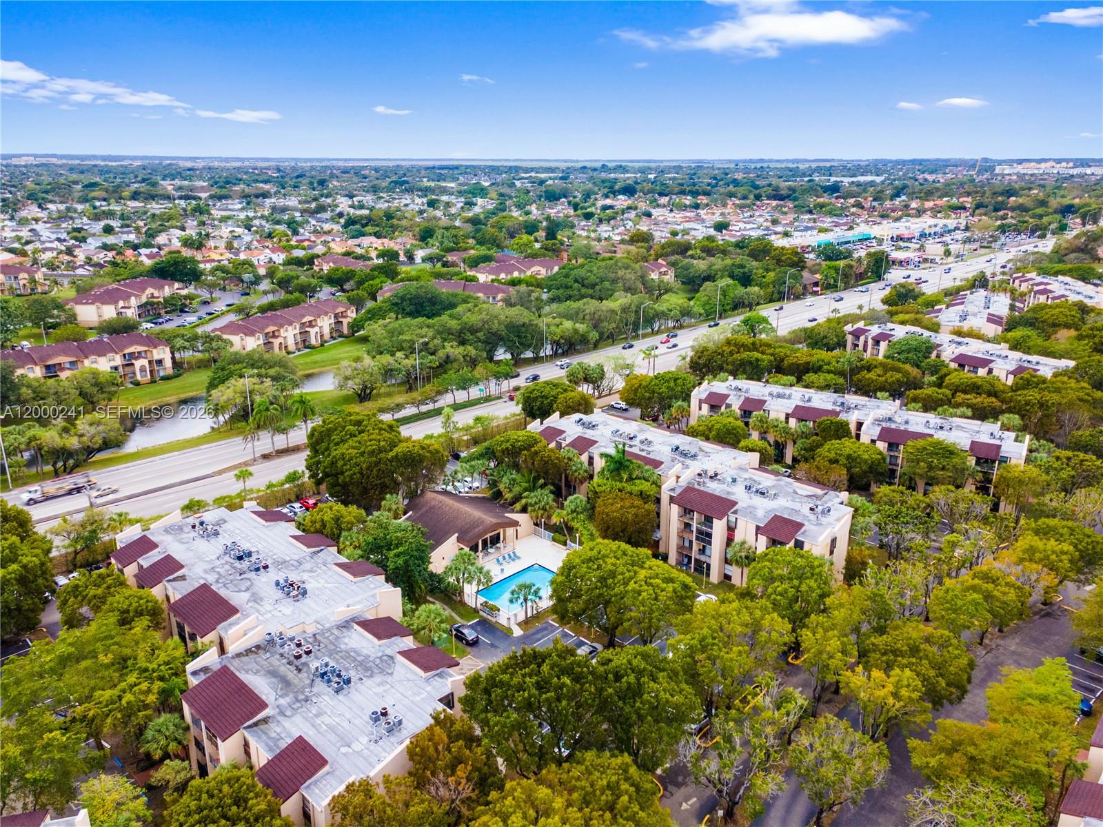 PROMENADE AT KENDALE LAKE - Residential Lease