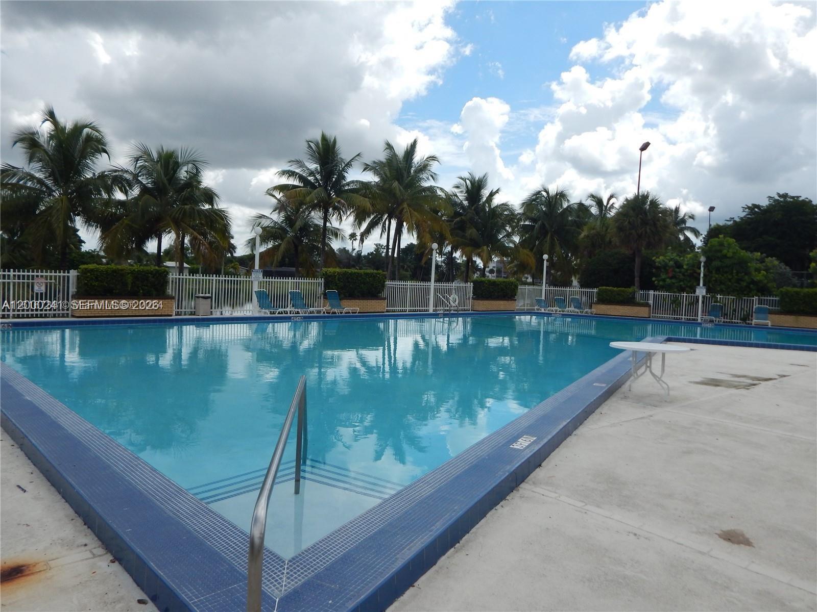 14415 N Kendall Dr 312G