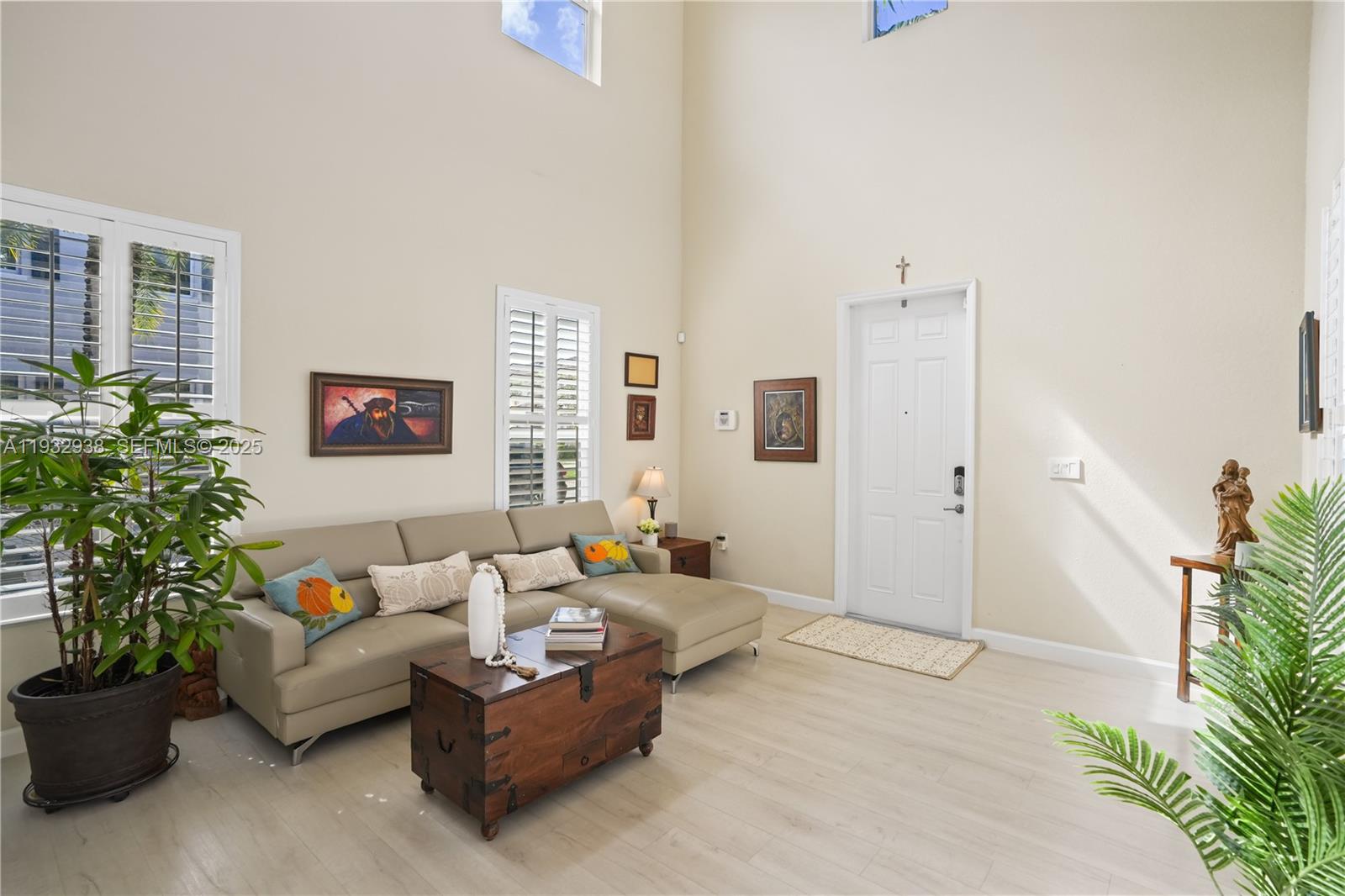 KENDALL COMMONS RESIDENTI - Residential