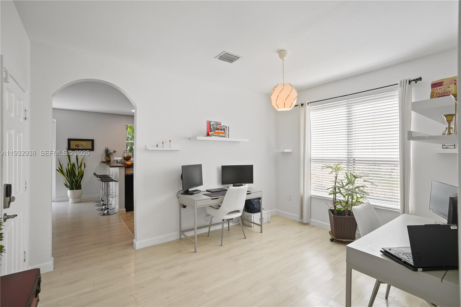 KENDALL COMMONS RESIDENTI - Residential