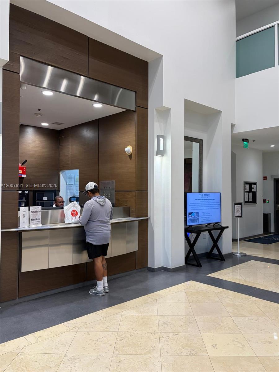 THE MARK ON BRICKELL COND - Residential