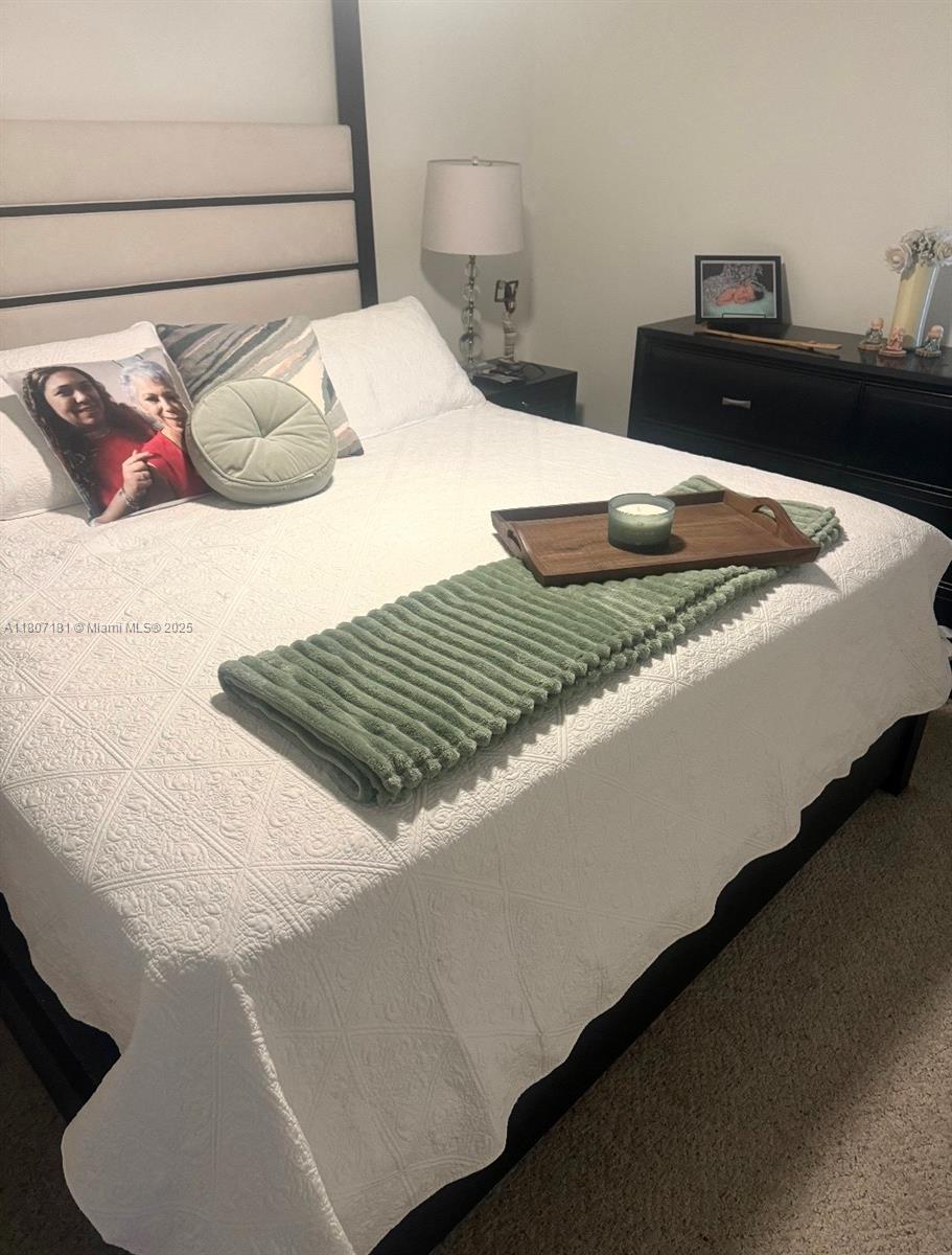 WEITZER SHAUNA MEADOWS SE - Residential