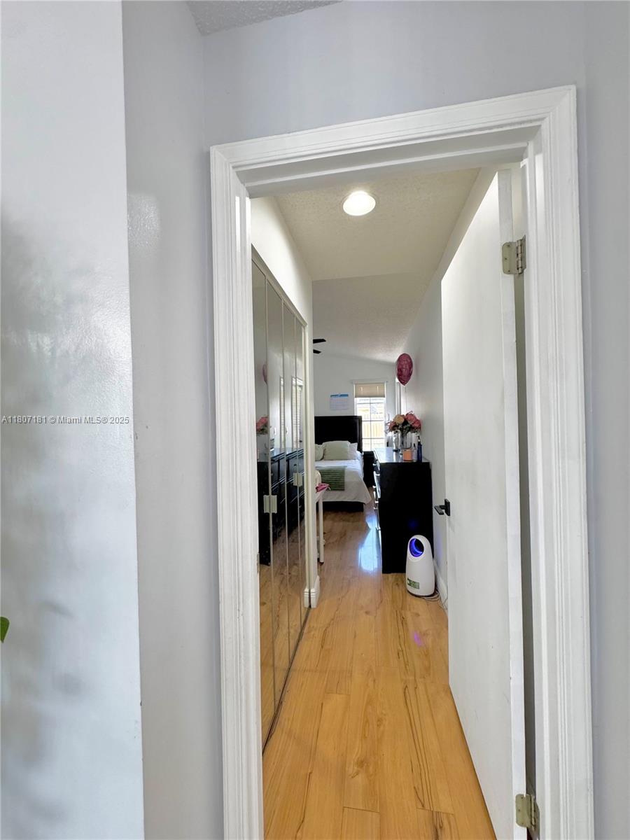 WEITZER SHAUNA MEADOWS SE - Residential