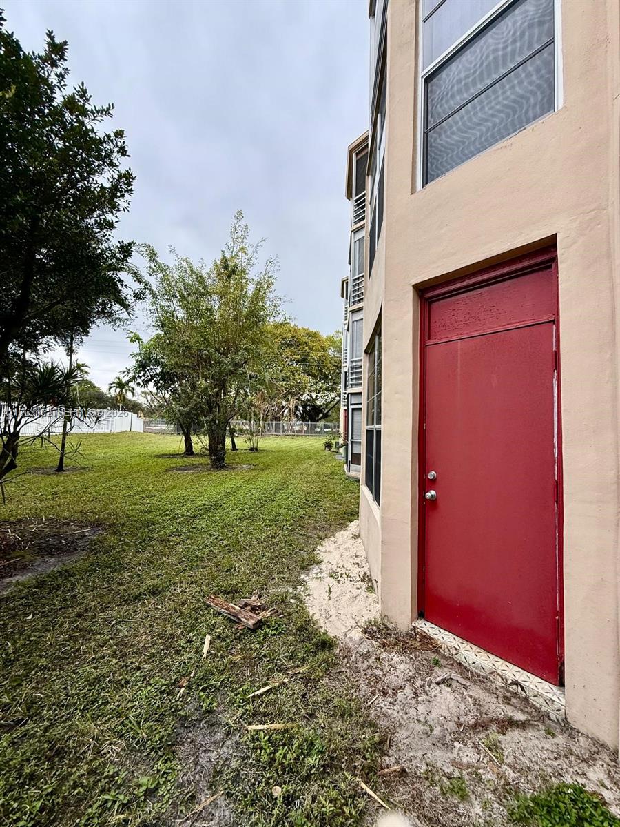 ROLLING GREEN CONDO C - Residential