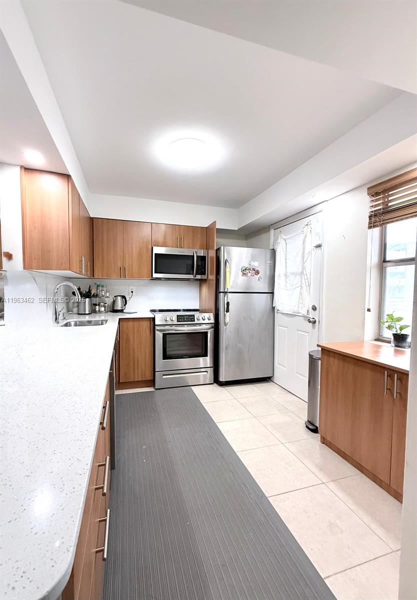 1501 NE 191st St C114