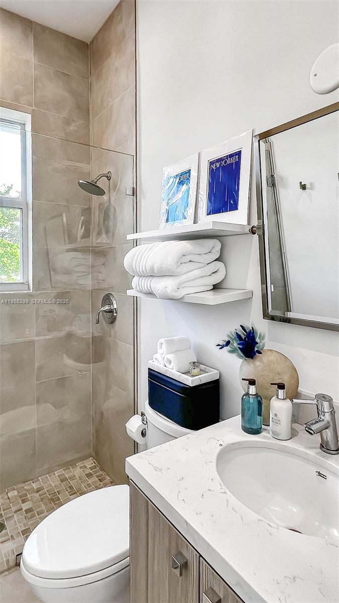 COCONUT GROVE SEC 1-CORAL - Residential