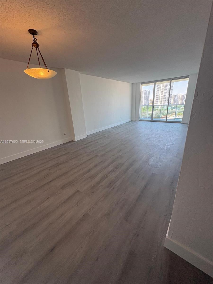 OCEANVIEW BUILDING A COND - Residential Lease