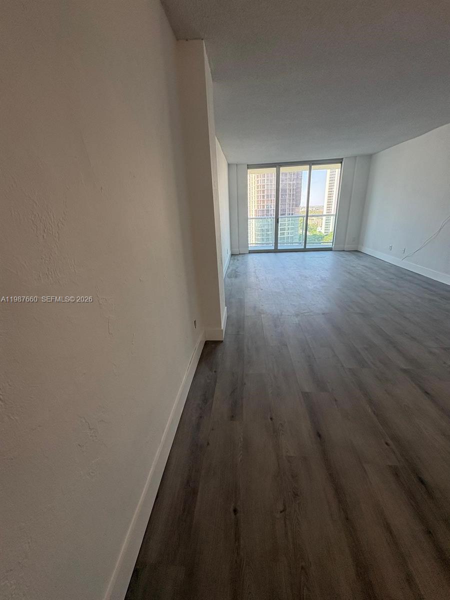 OCEANVIEW BUILDING A COND - Residential Lease