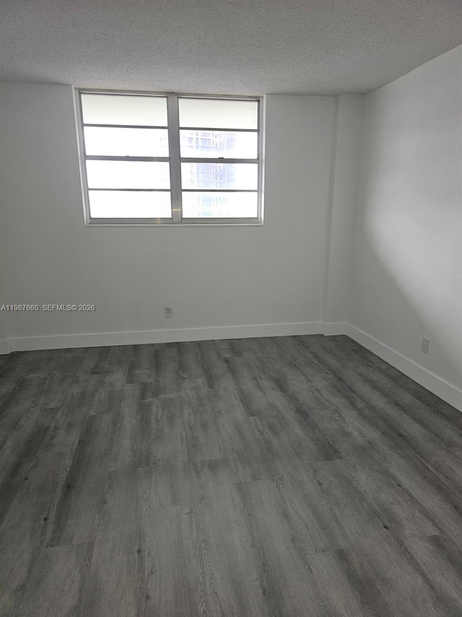 19390 Collins Ave 1623