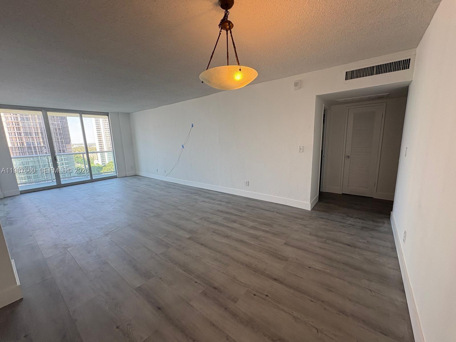 OCEANVIEW BUILDING A COND - Residential Lease