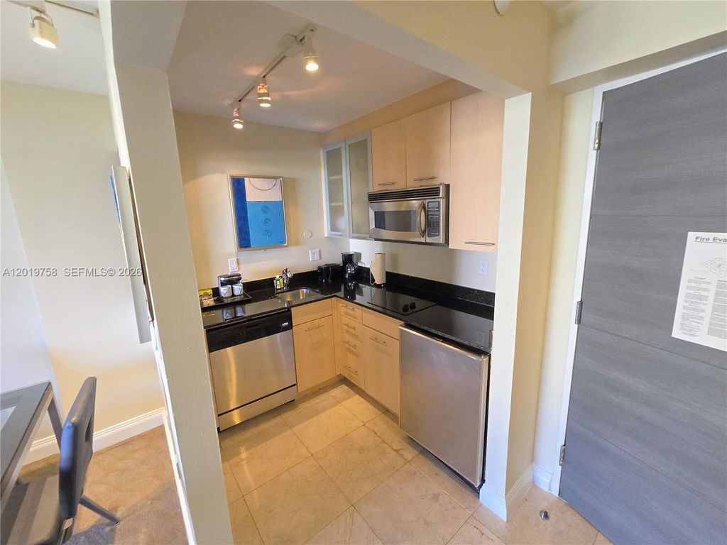 Photo of 2670 E Sunrise Blvd #315, Fort Lauderdale, FL 33304 (MLS # A12019758)