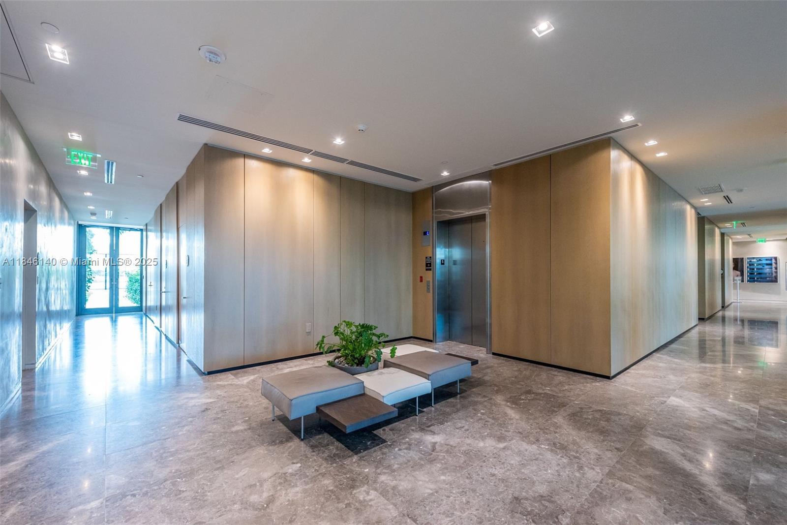 PARAISO BAY CONDO - Residential