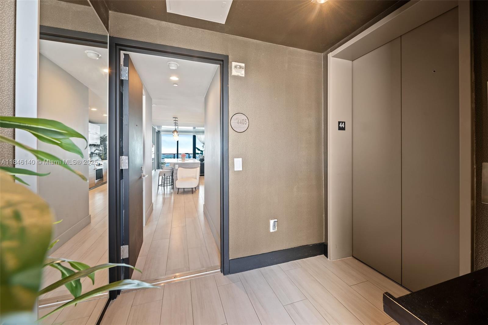 PARAISO BAY CONDO - Residential