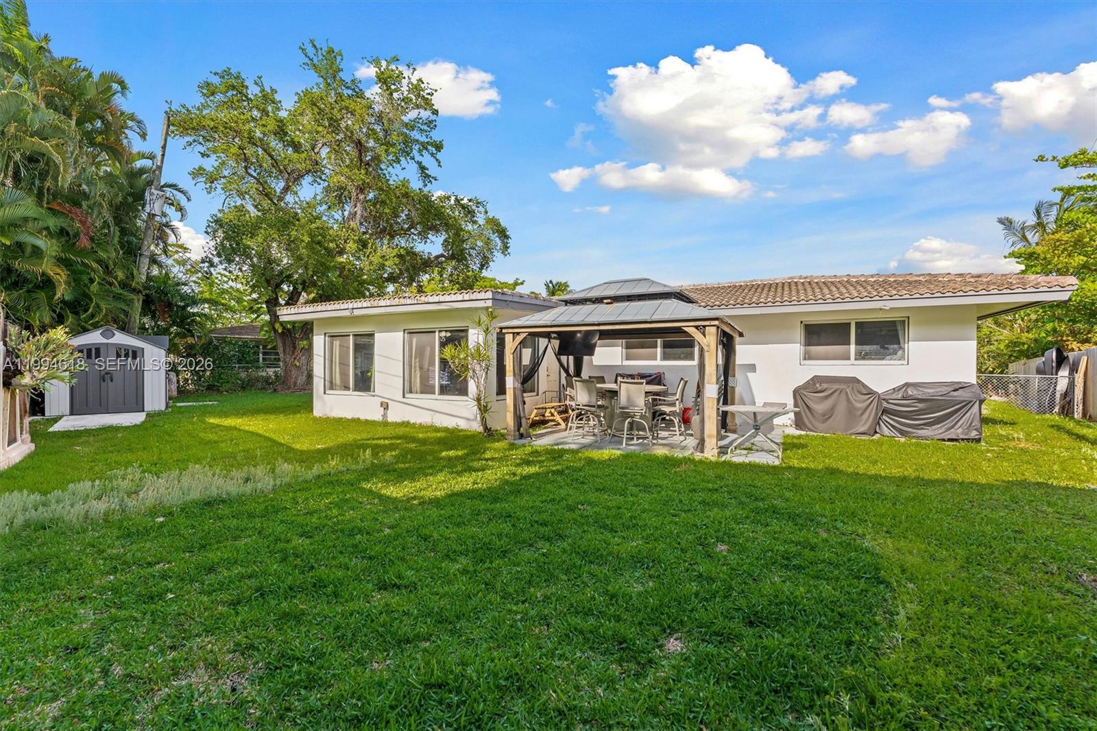 Lloyd Estates 25-47 B - Residential