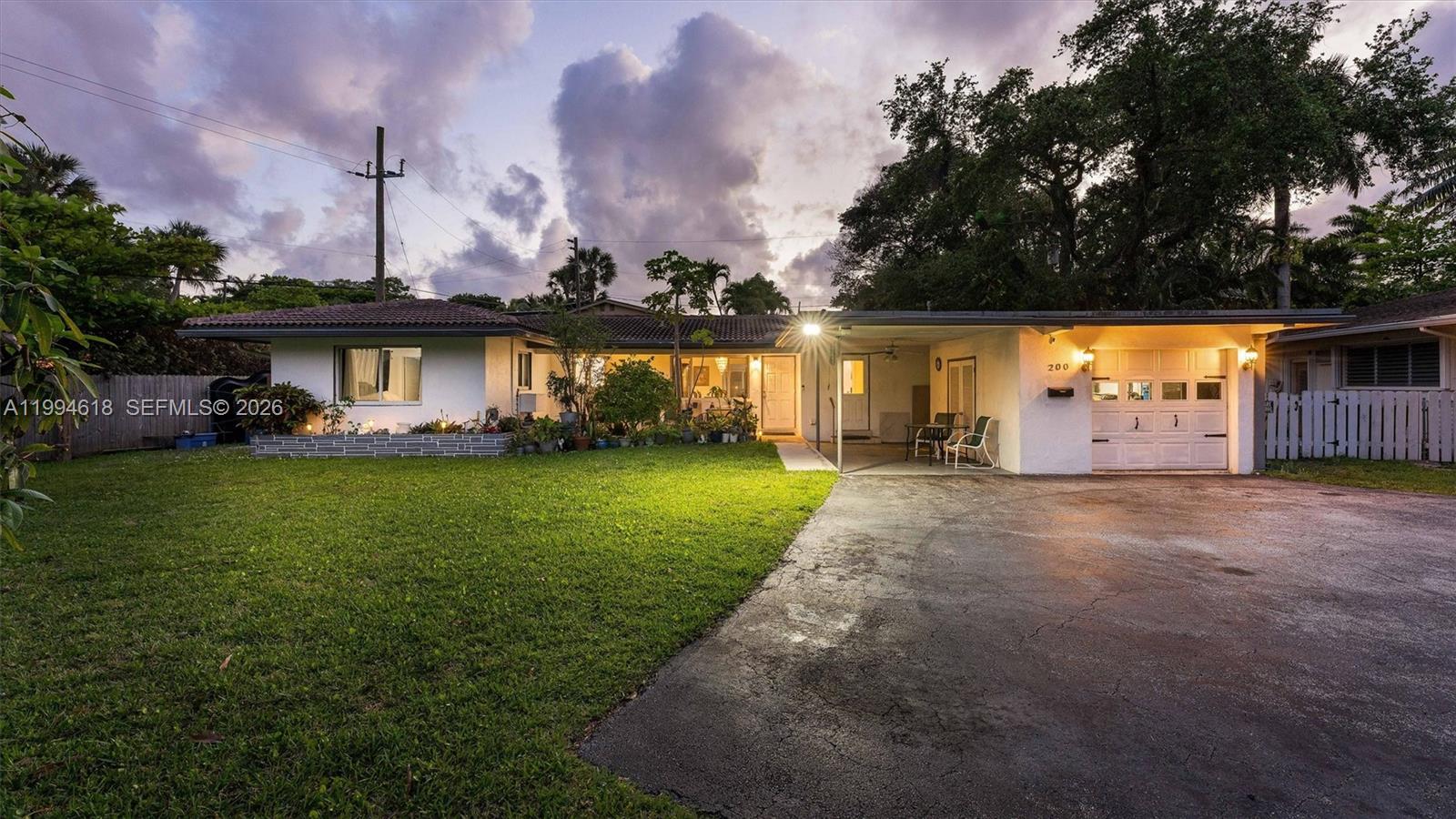 Lloyd Estates 25-47 B - Residential