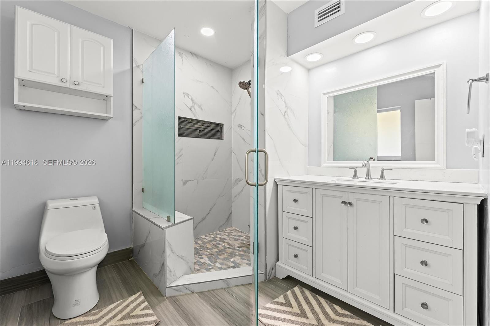 Lloyd Estates 25-47 B - Residential