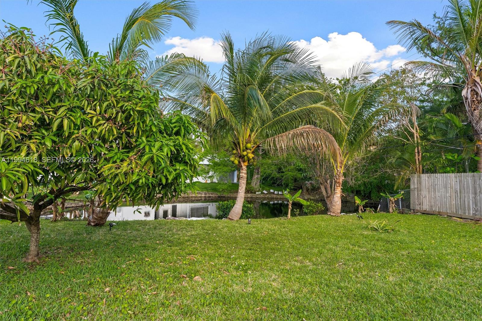 Lloyd Estates 25-47 B - Residential